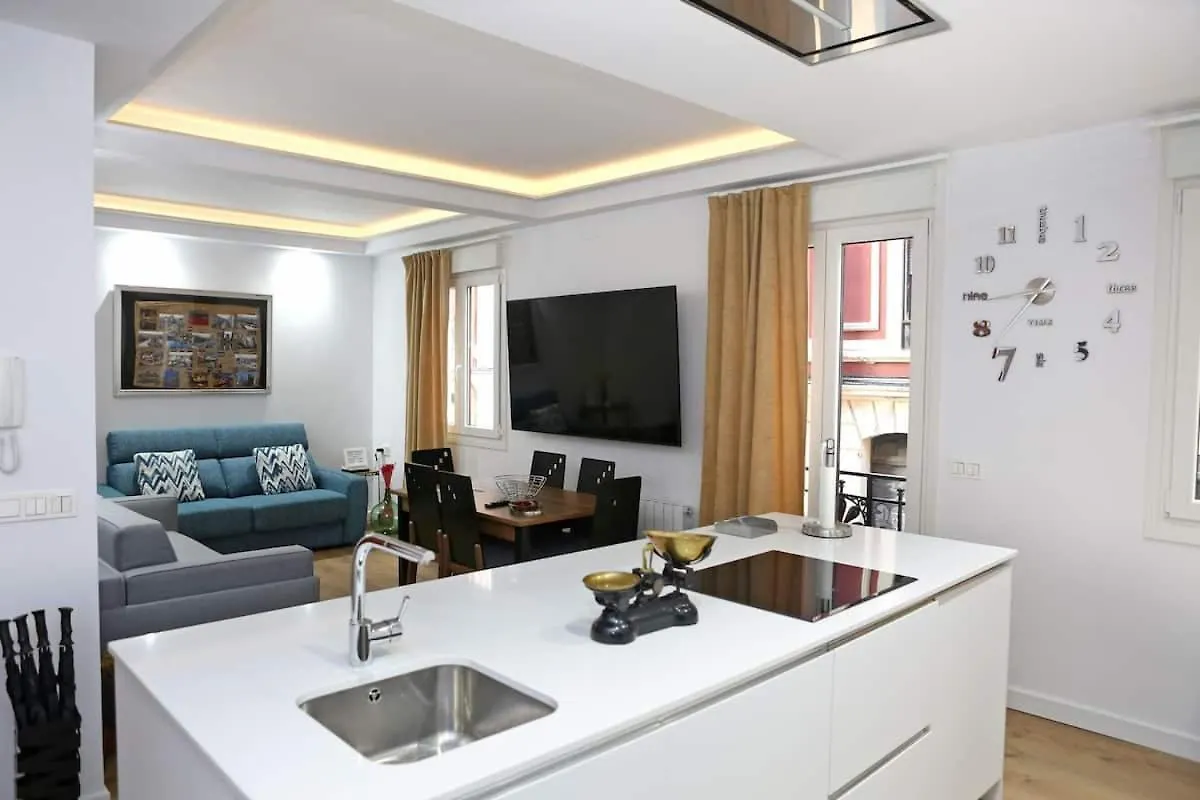 Piso Reformado A 2 Min Del Casco Viejo Con Garaje Gratis Apartamento Bilbau