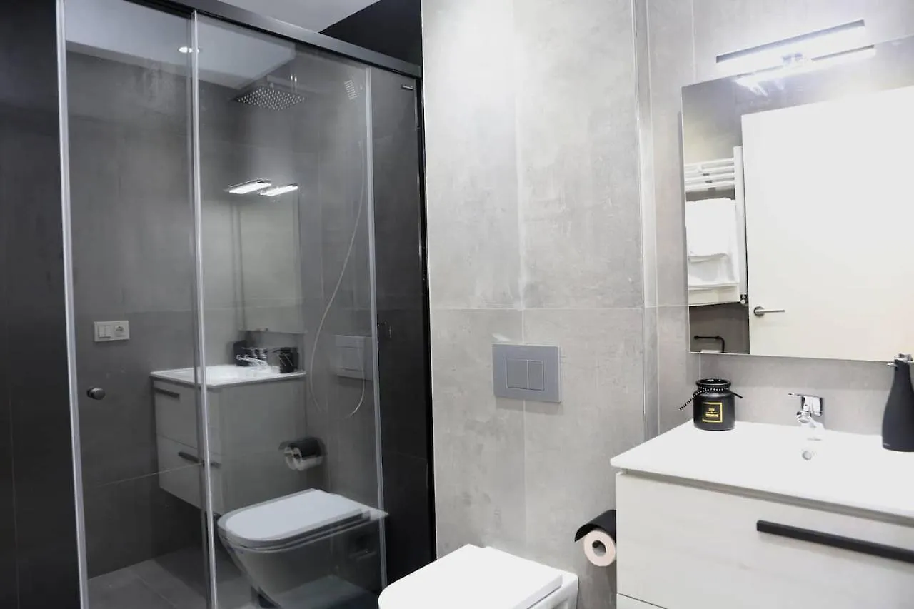 Piso Reformado A 2 Min Del Casco Viejo Con Garaje Gratis Apartamento Bilbau Espanha