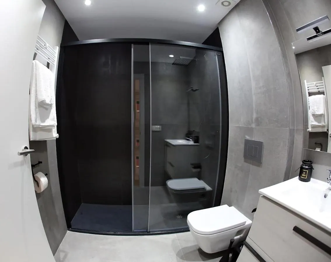 Piso Reformado A 2 Min Del Casco Viejo Con Garaje Gratis Apartamento Bilbau Espanha