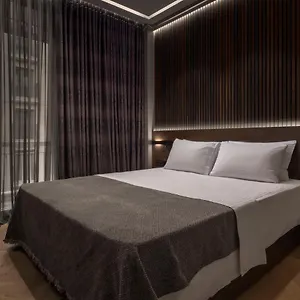 https://omega-suite.hotelschalkidiki.net