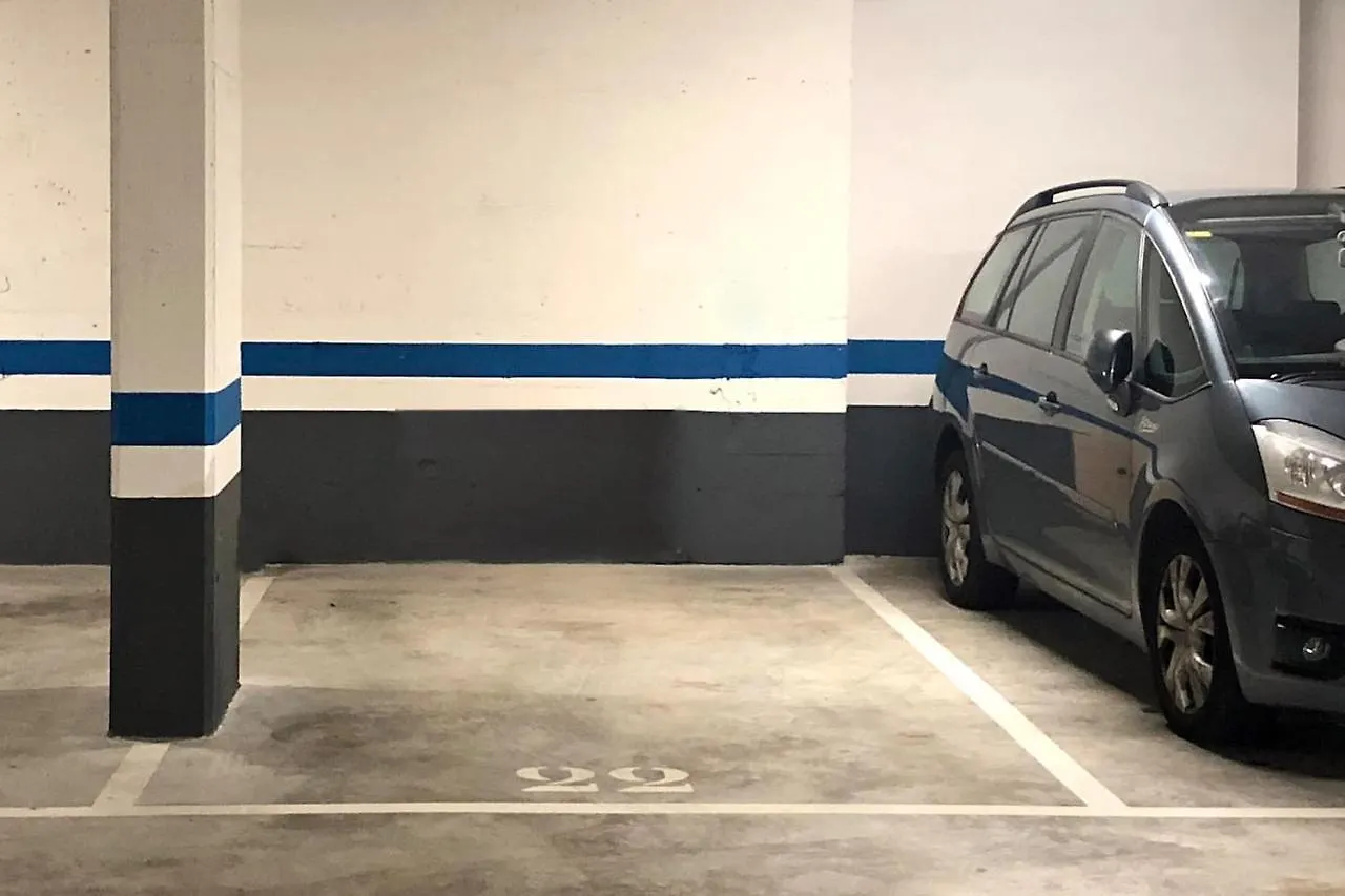 דירות בילבאו Piso Reformado A 2 Min Del Casco Viejo Con Garaje Gratis ספרד